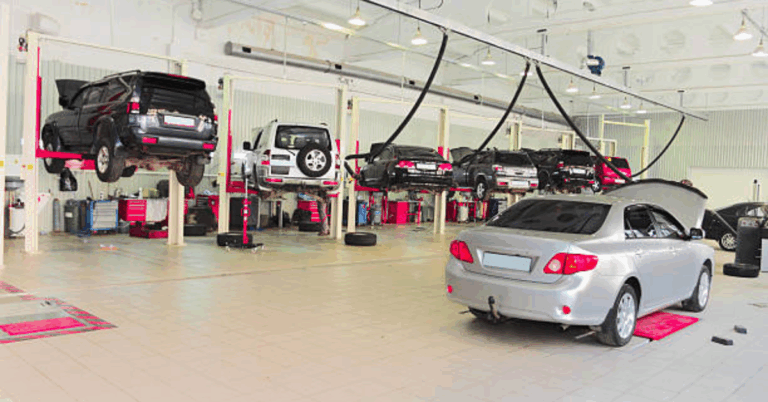 Auto Body Shop Lansing – Lyle’s Collision Leads with Experience and Precision